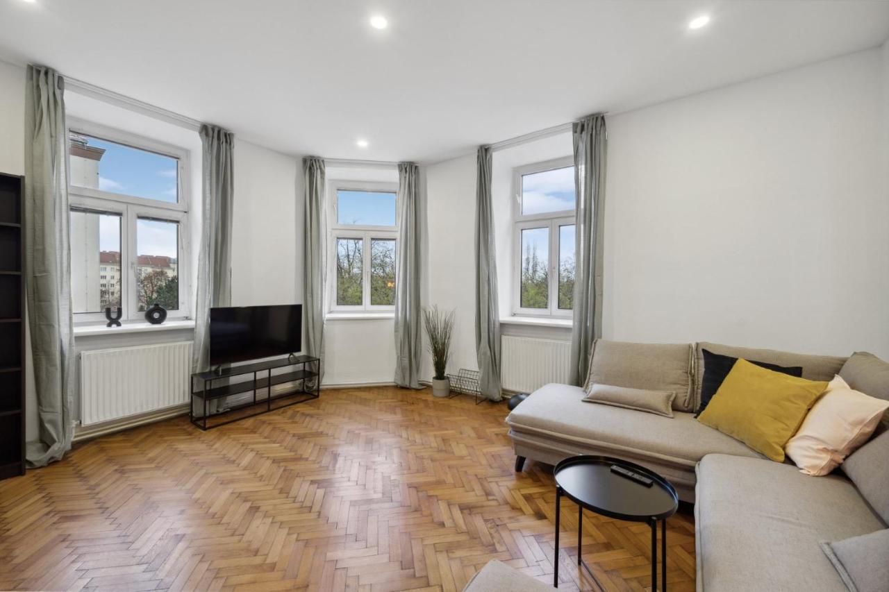 Big Spacious Central Apartment In Wien Exteriör bild