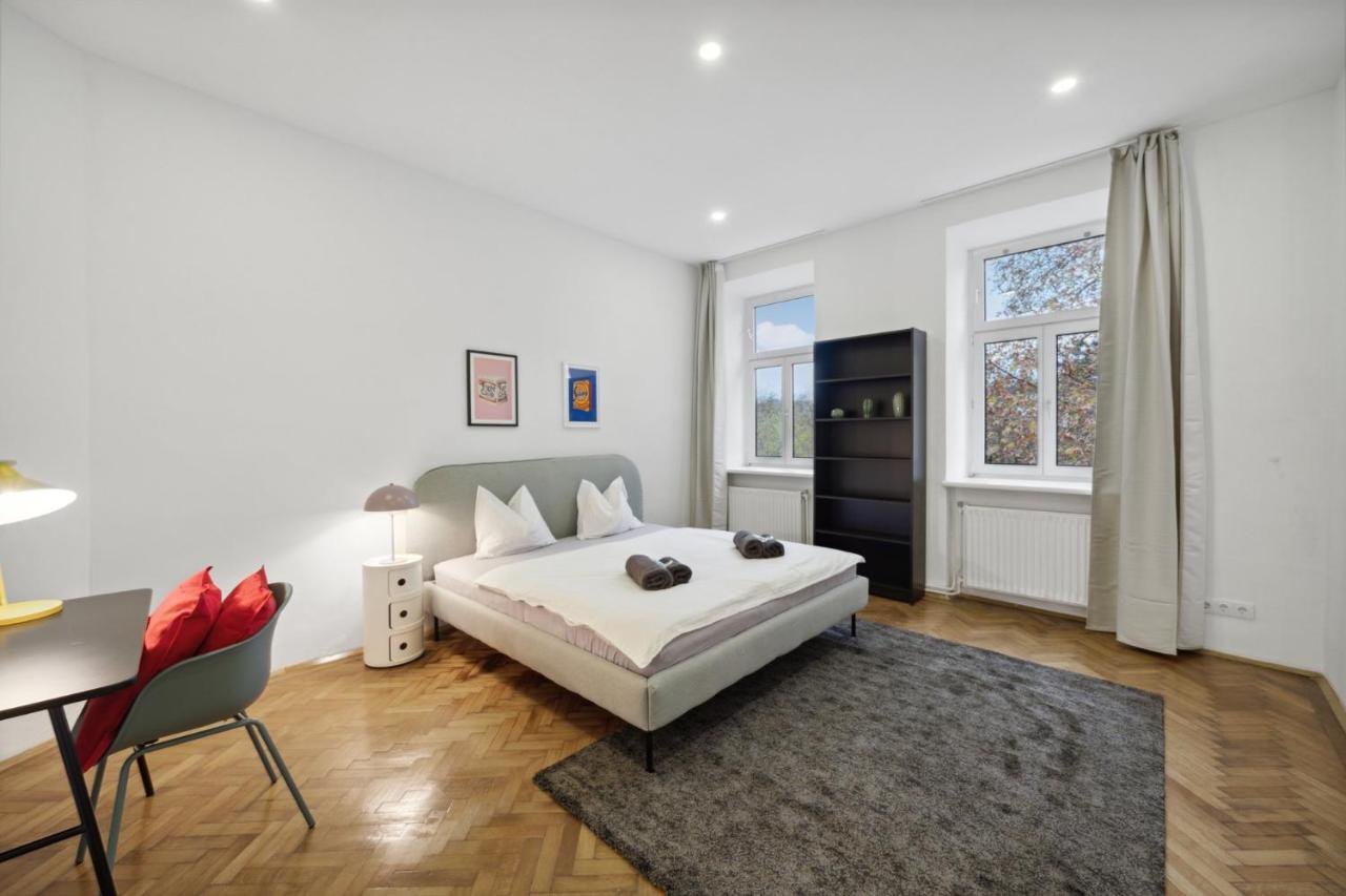 Big Spacious Central Apartment In Wien Exteriör bild