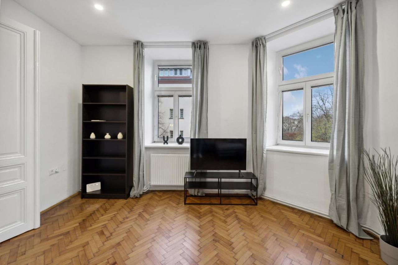 Big Spacious Central Apartment In Wien Exteriör bild