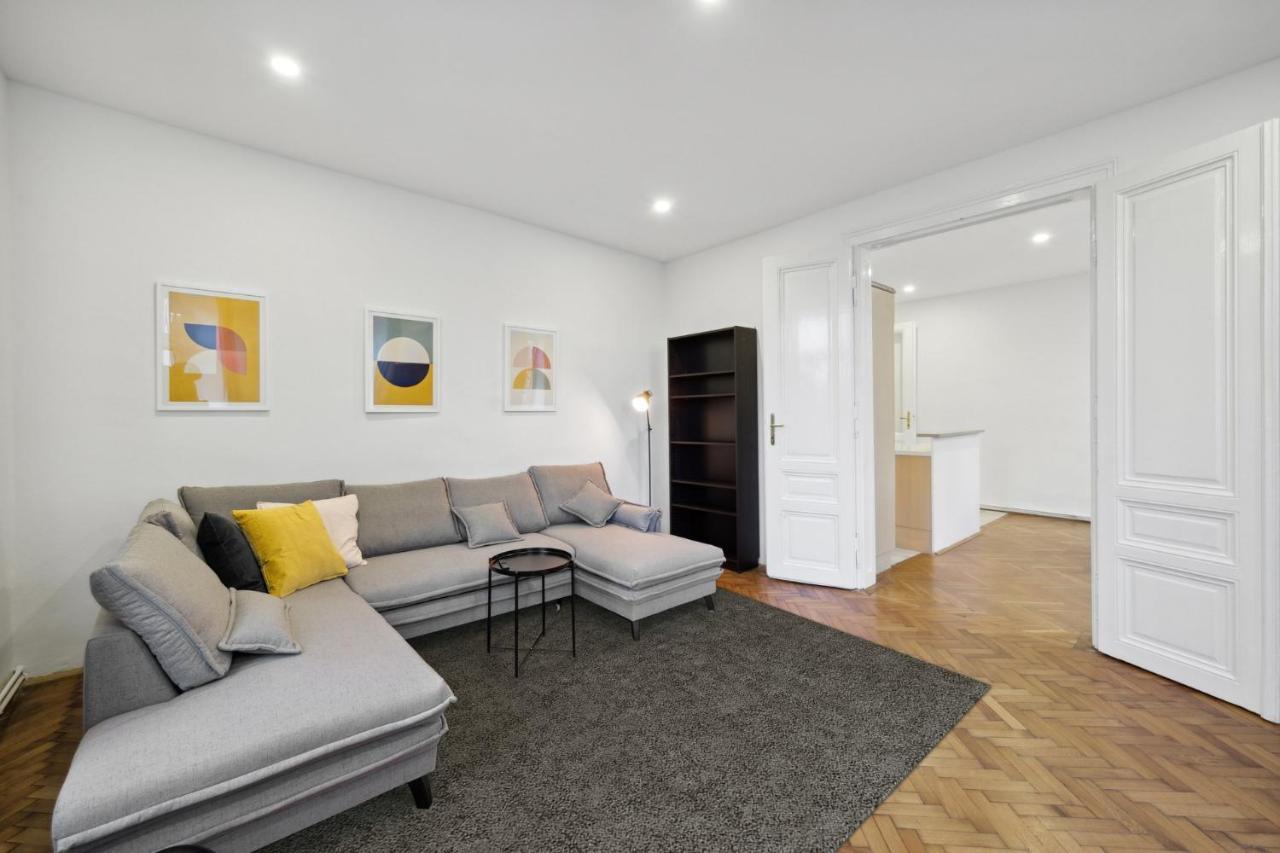Big Spacious Central Apartment In Wien Exteriör bild