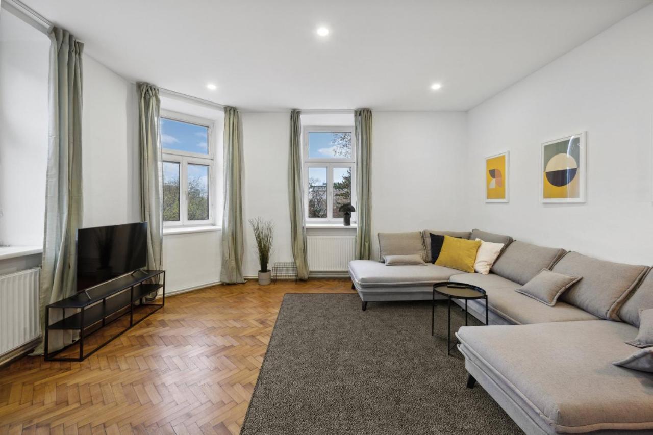 Big Spacious Central Apartment In Wien Exteriör bild